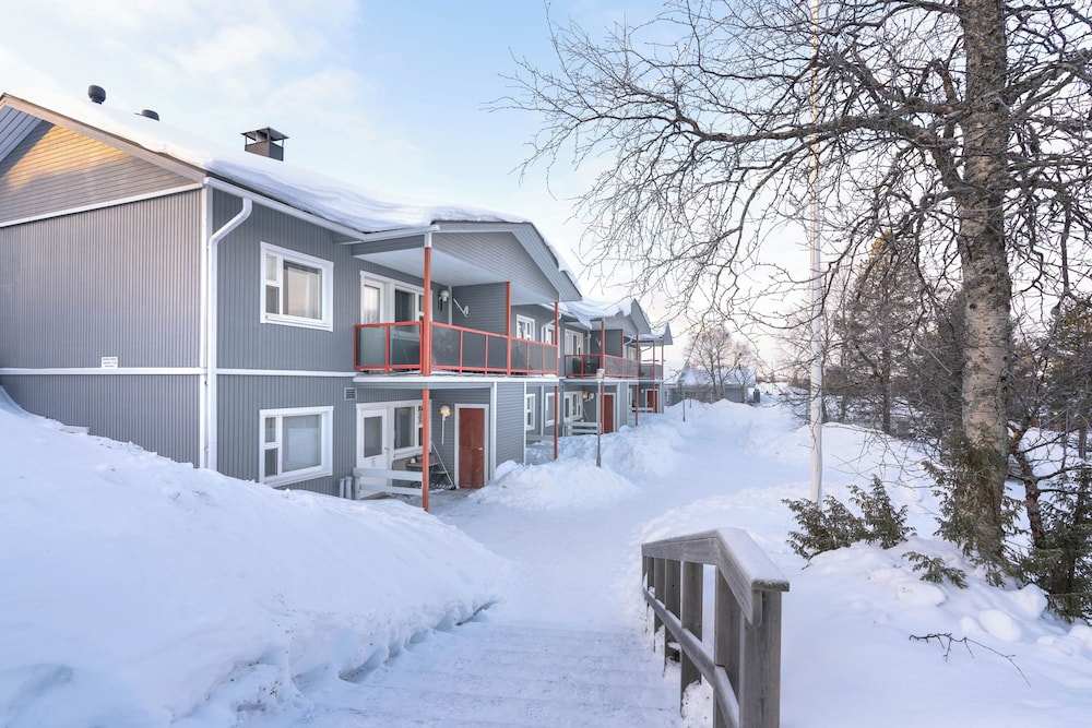 Apartments Kuukkeli 5/50