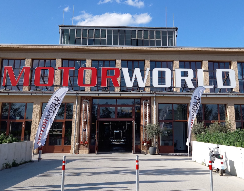 AMERON Munchen Motorworld 1/29