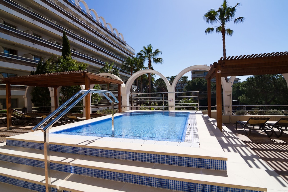 Golden Port Salou and Spa 69/74