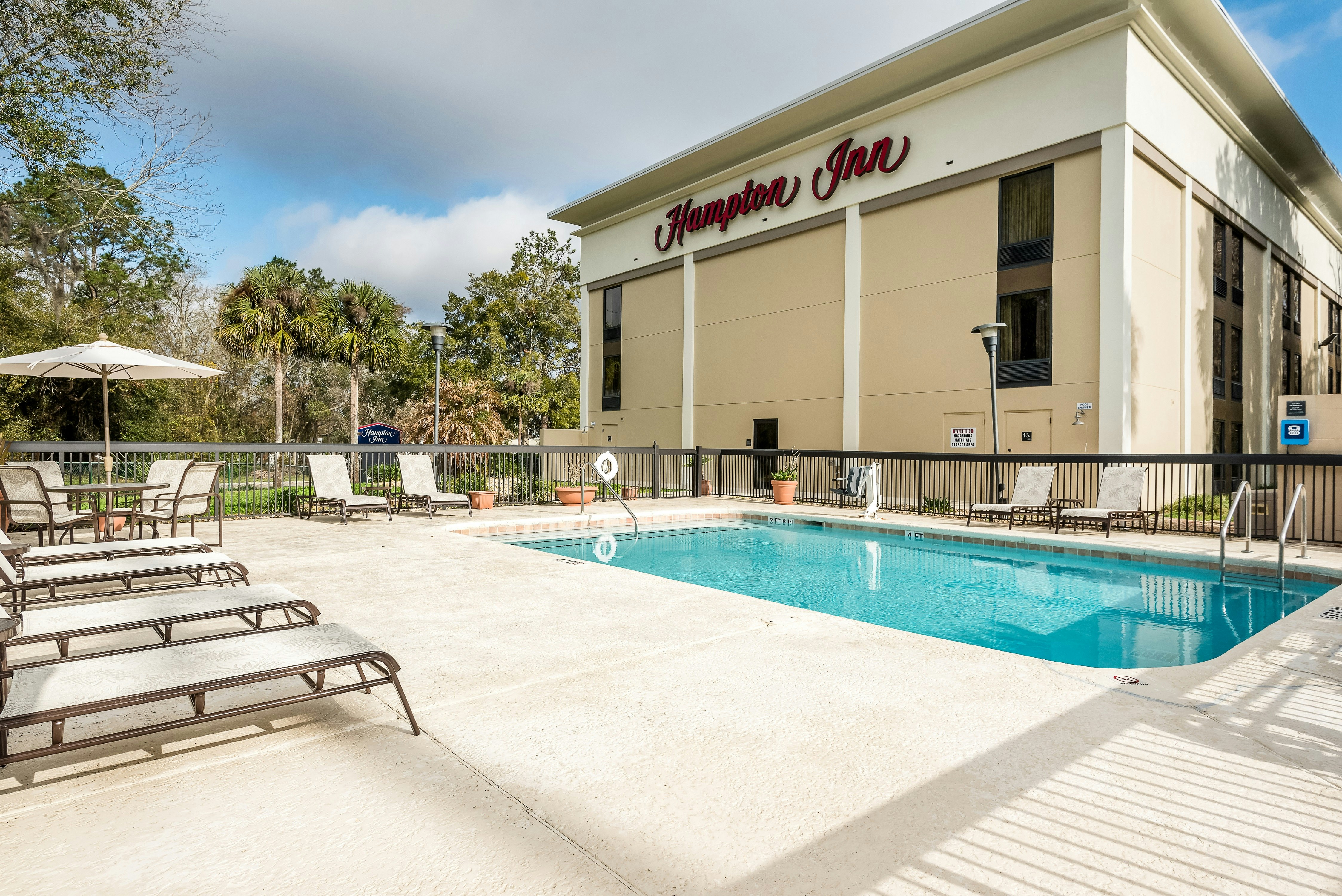 Hampton Inn Gainesville FL 64/66