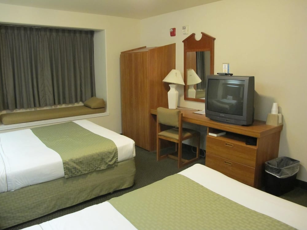 Microtel Inn & Suites By Wyndham Eagle River/Anchorage Are 9/27