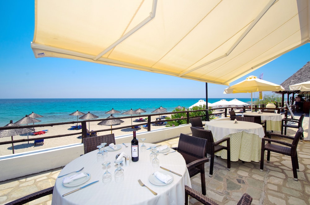 Mendi Beach Hotel 32/50