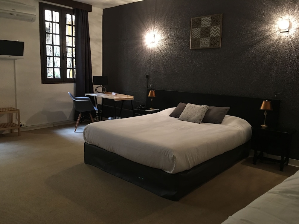 Hotel de La Loge 39/58