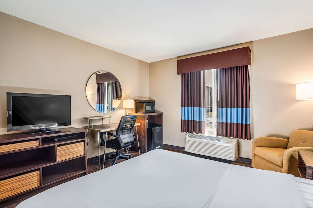 Quality Inn Calvert City - Paducah East 14/31