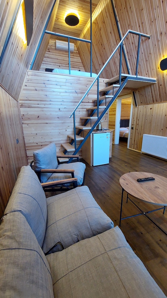 Patya Bungalov 23/50