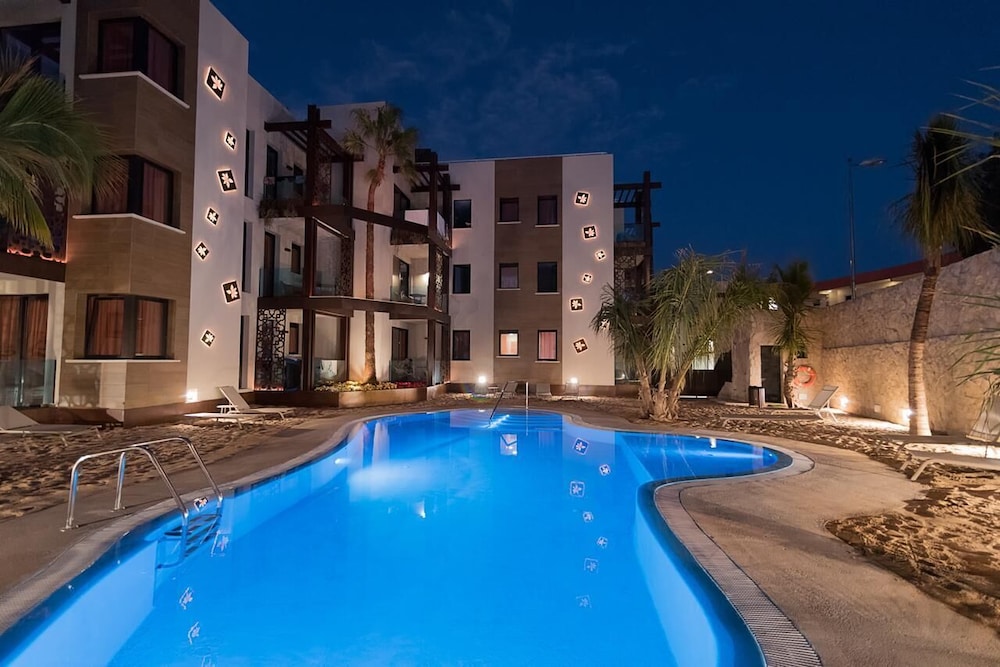 Alhambra Boutique by TAM Resorts 48/50