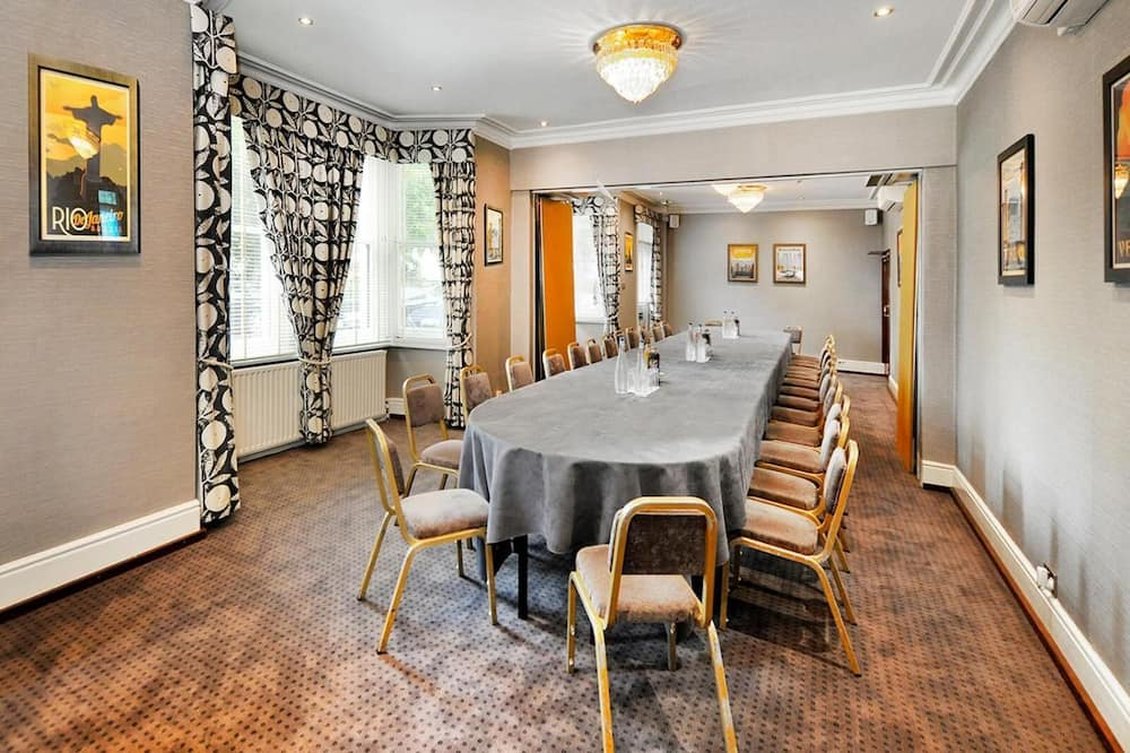 Ardington Hotel 14/23