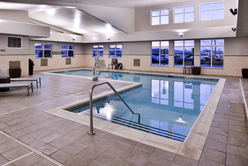 Residence Inn Coralville 4/44