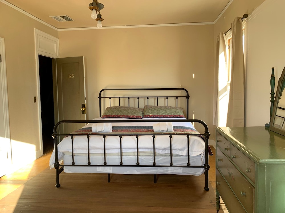 Winnedumah HOtel 18/50