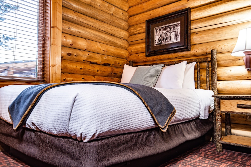 Elk Country Inn 25/68