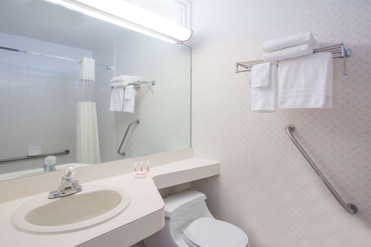 Days Inn by Wyndham Ocala North 16/19