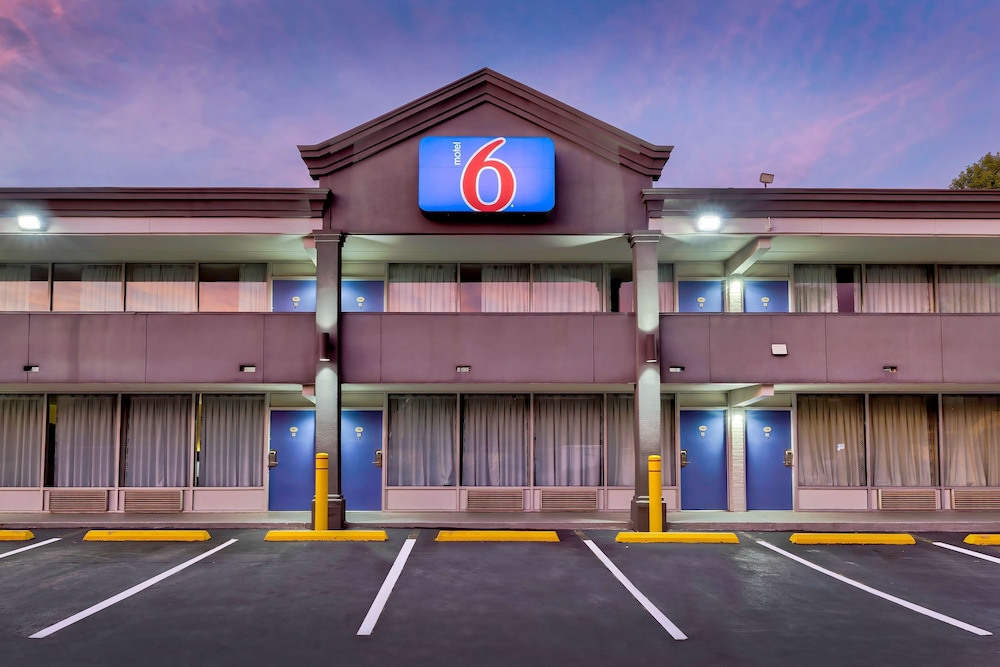 Motel6 Morgantown, WV 8/61