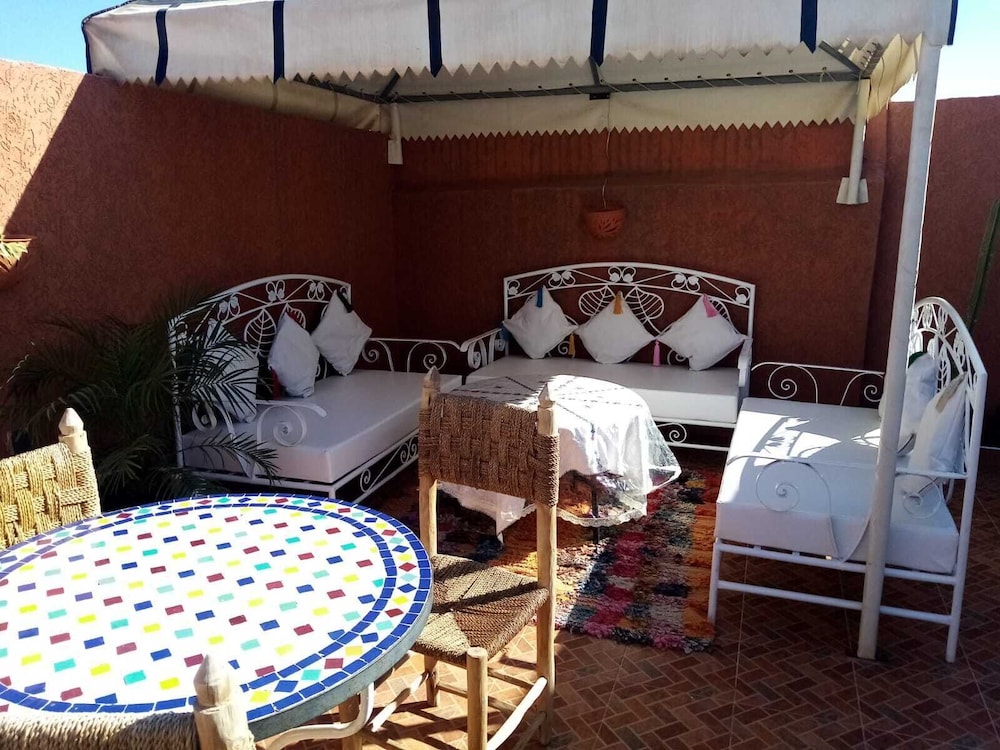 Dar Dikrayat 41/50