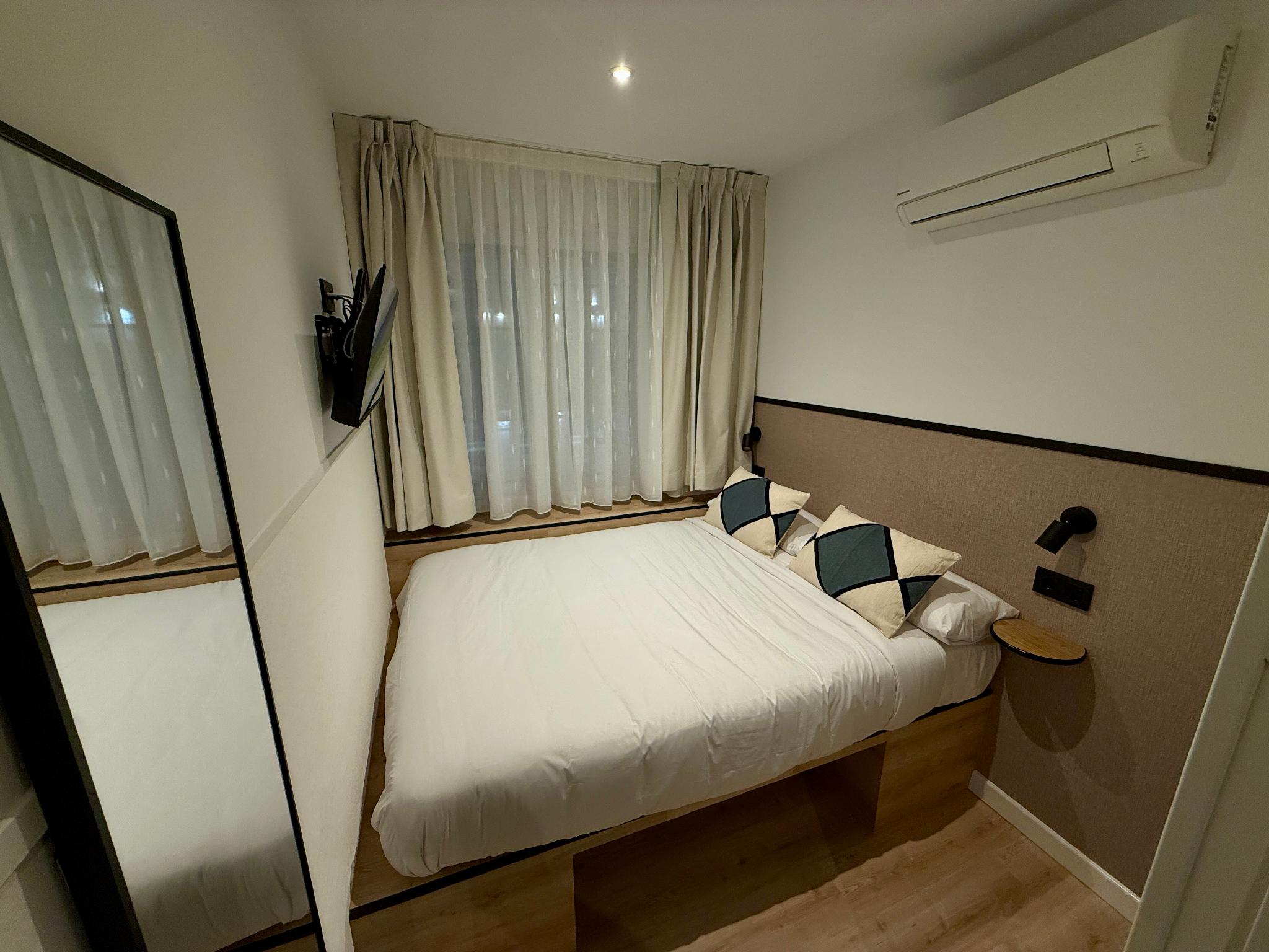 Standard, Double Bed, Partial City View