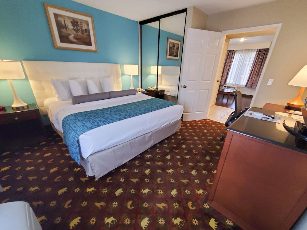 Howard Johnson by Wyndham Pasadena 16/52