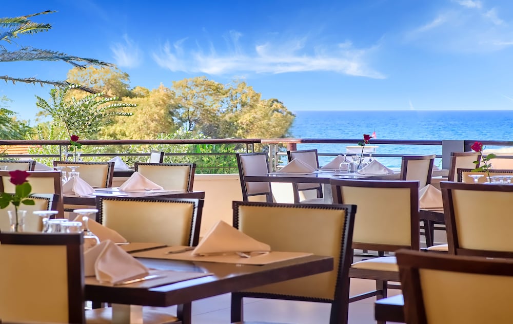 Creta Palm 56/68