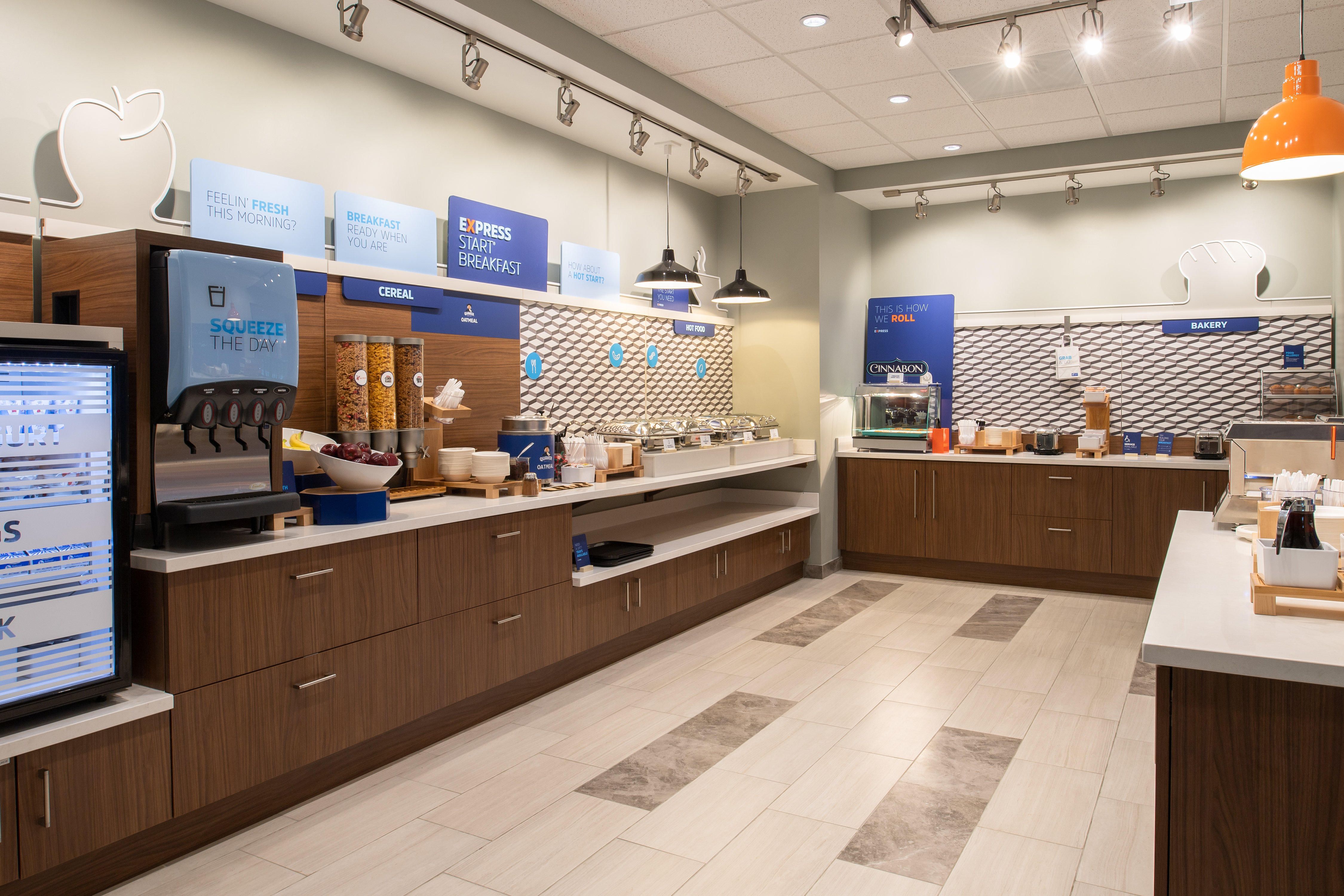 Holiday Inn Express Suites Camas Vancouver 10/33