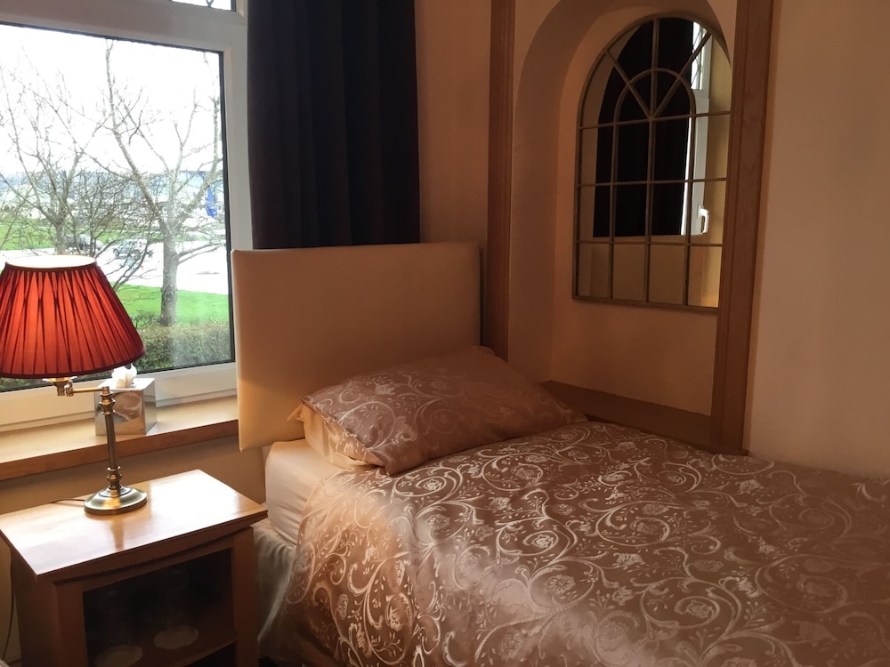 Lakeview Guest House 14/38