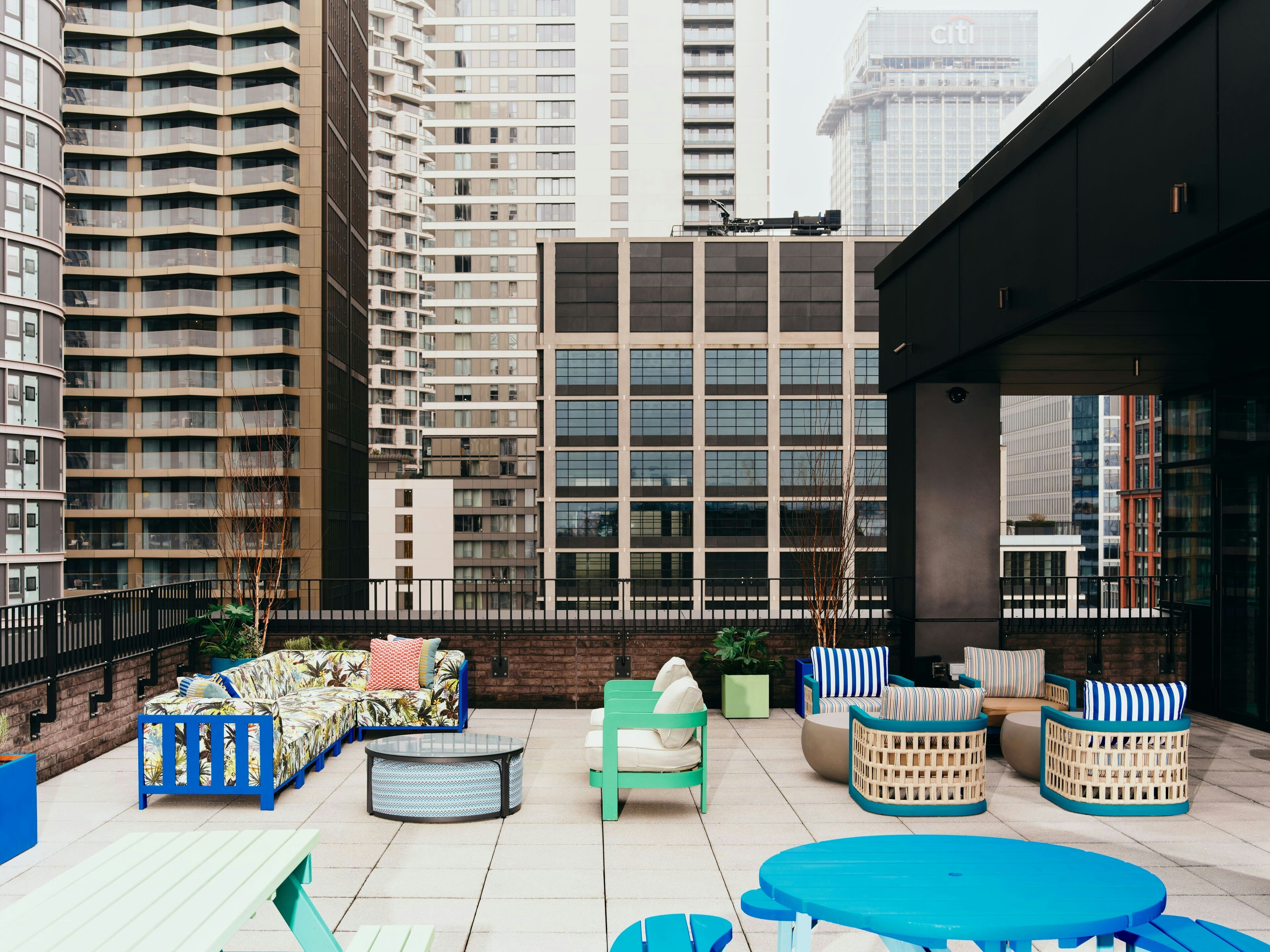 Vertus Edit Canary Wharf 20/20