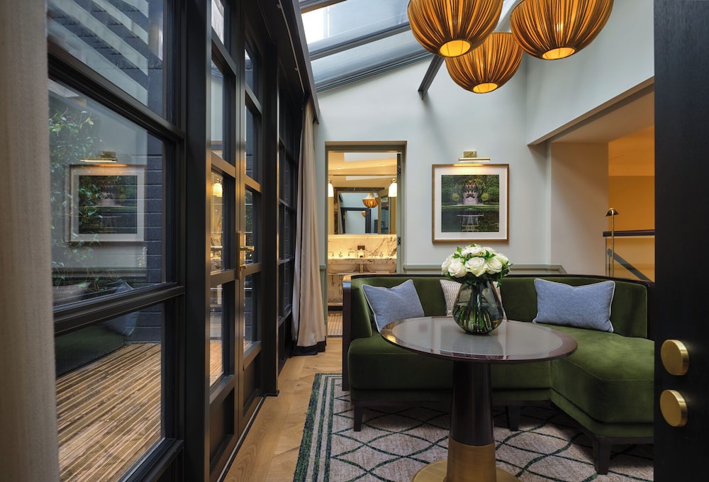 The Mayfair Townhouse – an Iconic Luxury Hotel 47/66