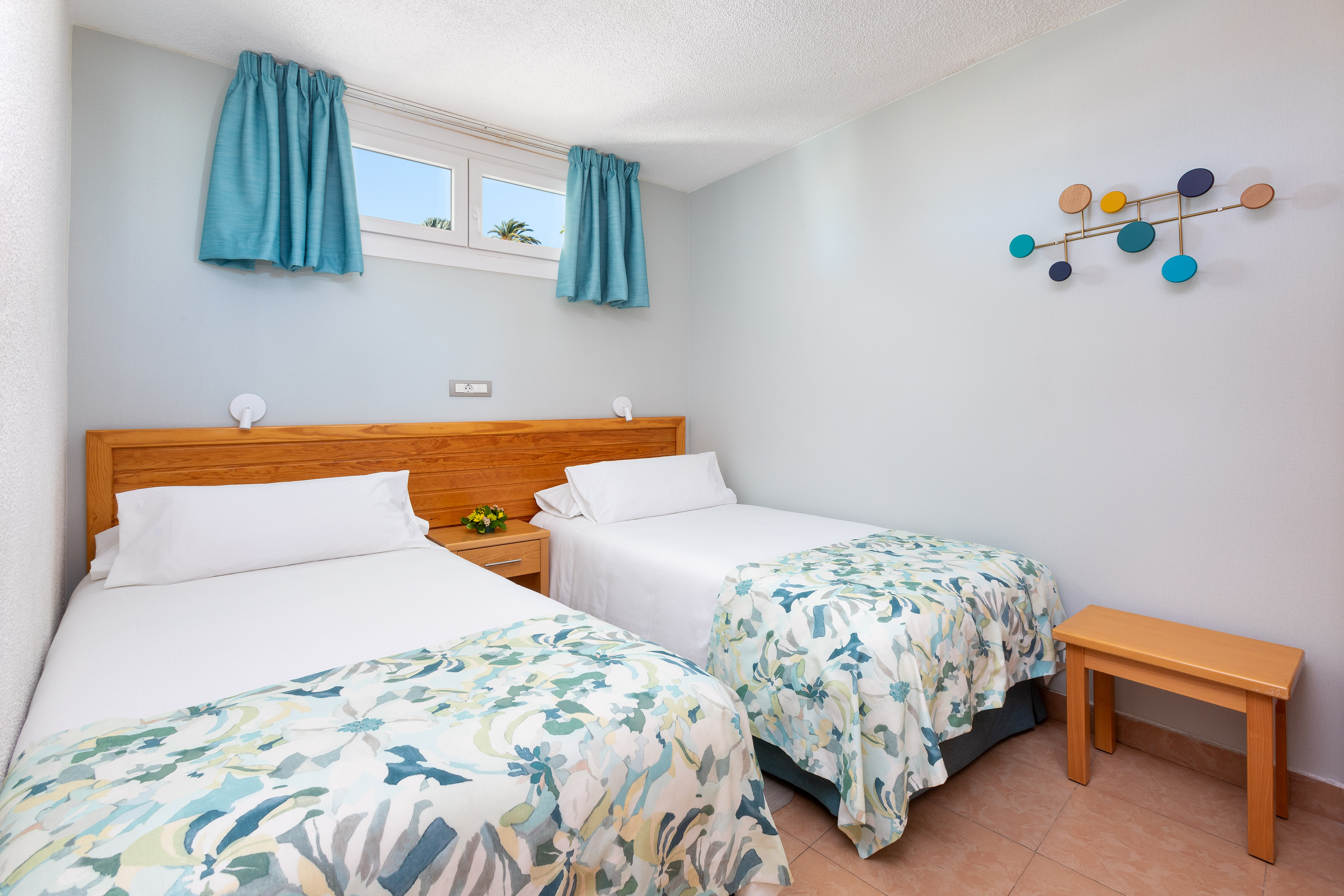 1 BEDROOM, APARTMENT