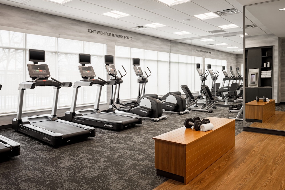 Fairfield Inn & Suites by Marriott Knoxville Northwest 17/30