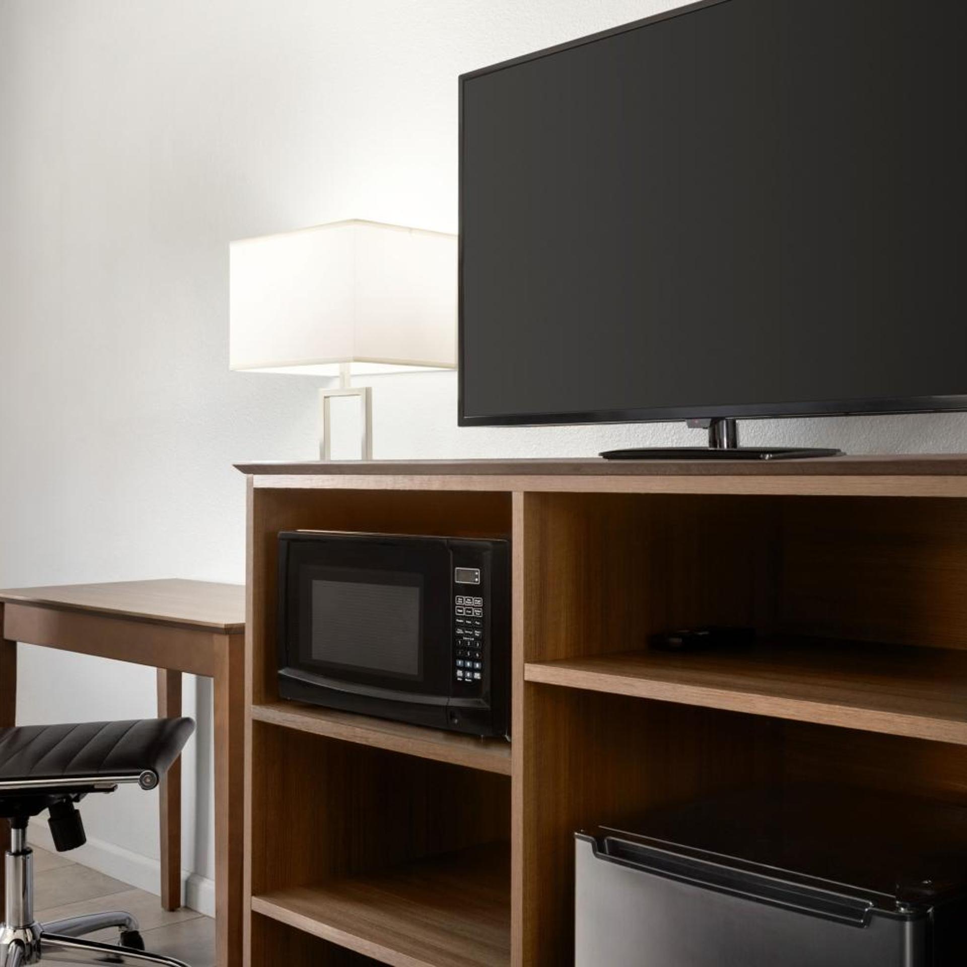 Home Inn & Suites Orlando-Apopka 14/21