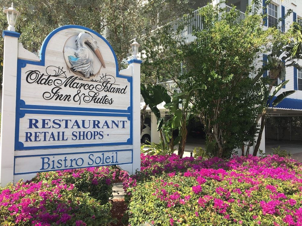 Olde Marco Island Inn And Suites 6/57