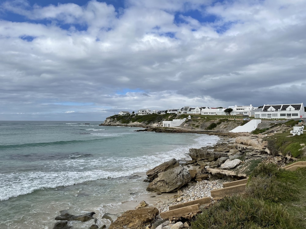 BlueSky Guest House Arniston 52/58