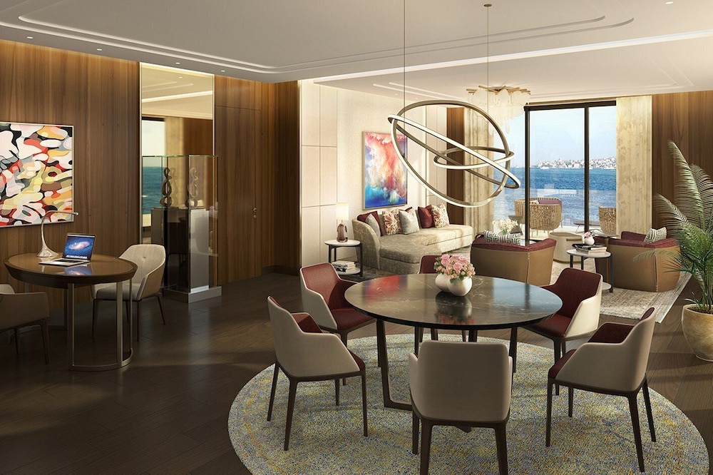 Mandarin Oriental Bosphorus, Istanbul 63/83