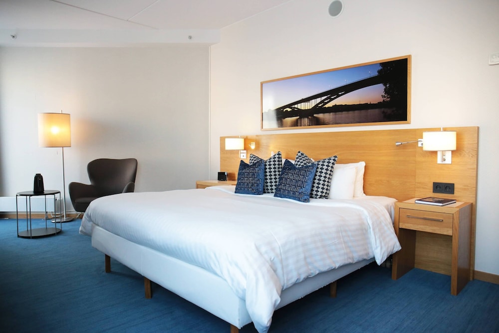 Courtyard By Marriott Stockholm 15/53