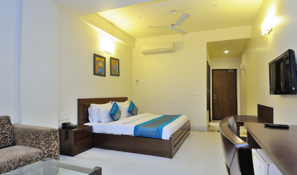 Oyo 11352 Hotel Shanti Villa 12/61