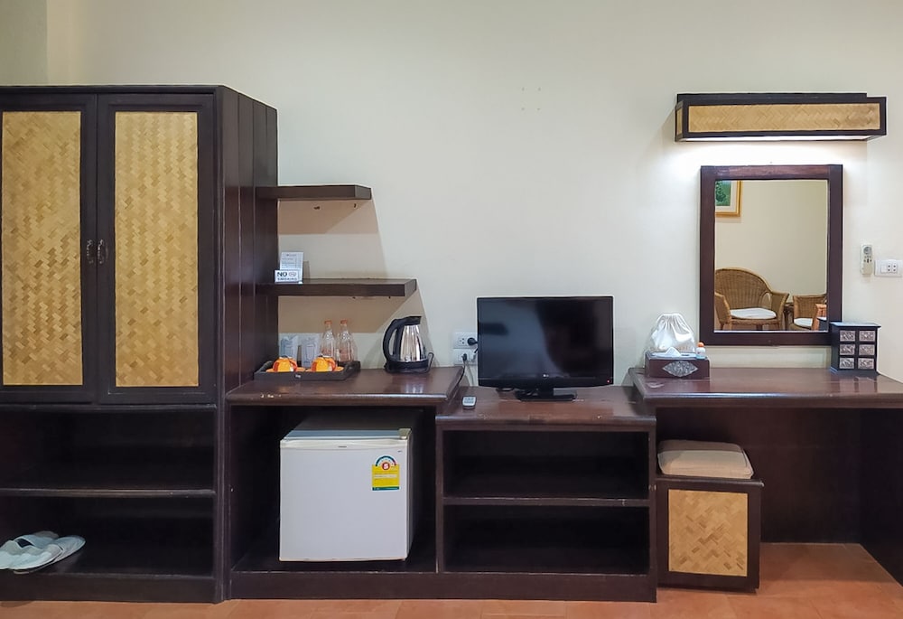 SILAMANEE RESORT & SPA HOTEL 47/59