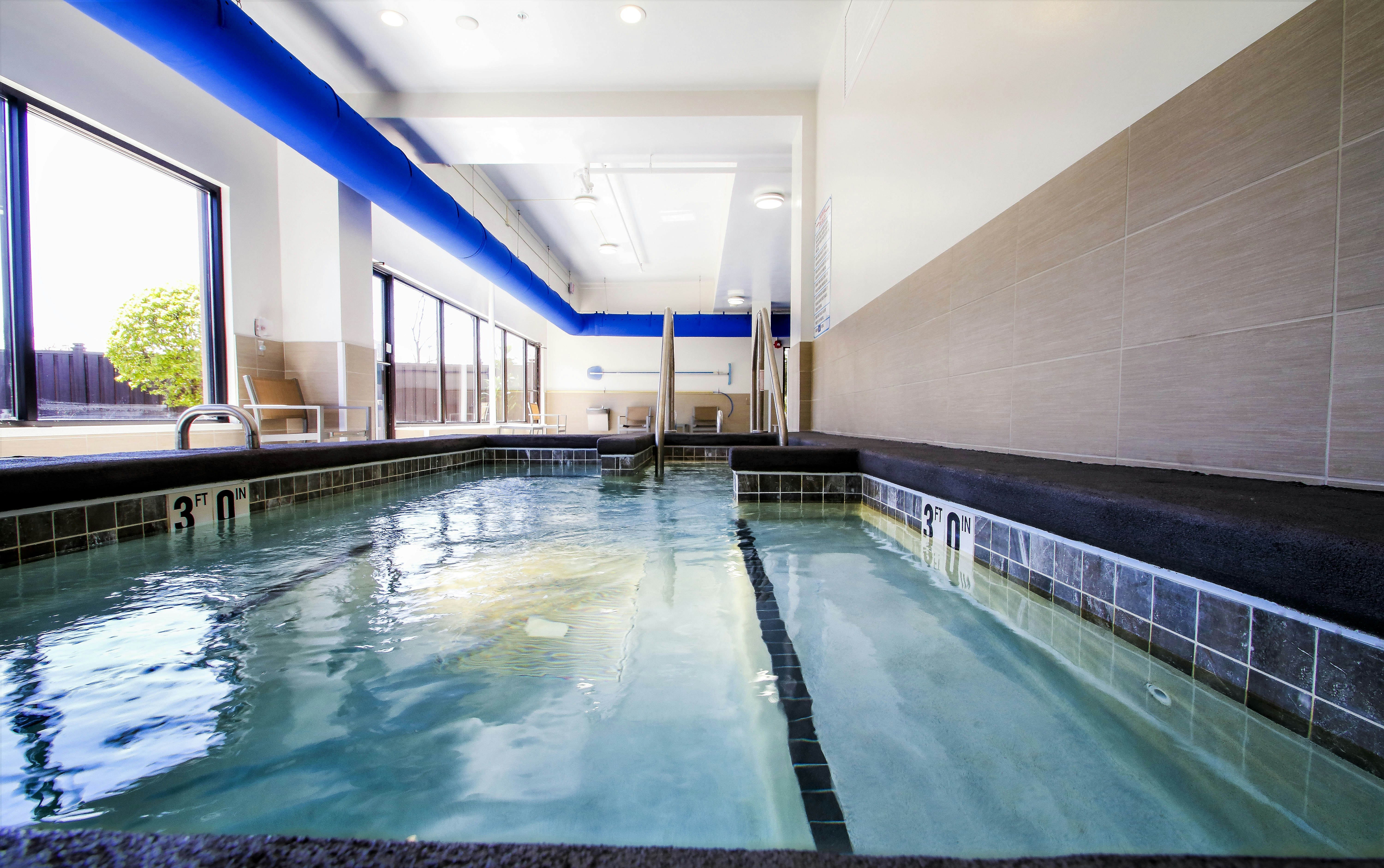 Holiday Inn Milwaukee Riverfront 7/34