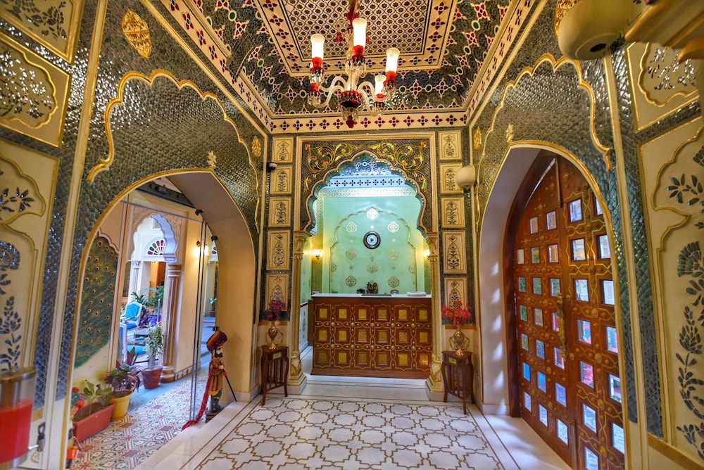 Neemrana S Hill Fort Kesroli 8/47