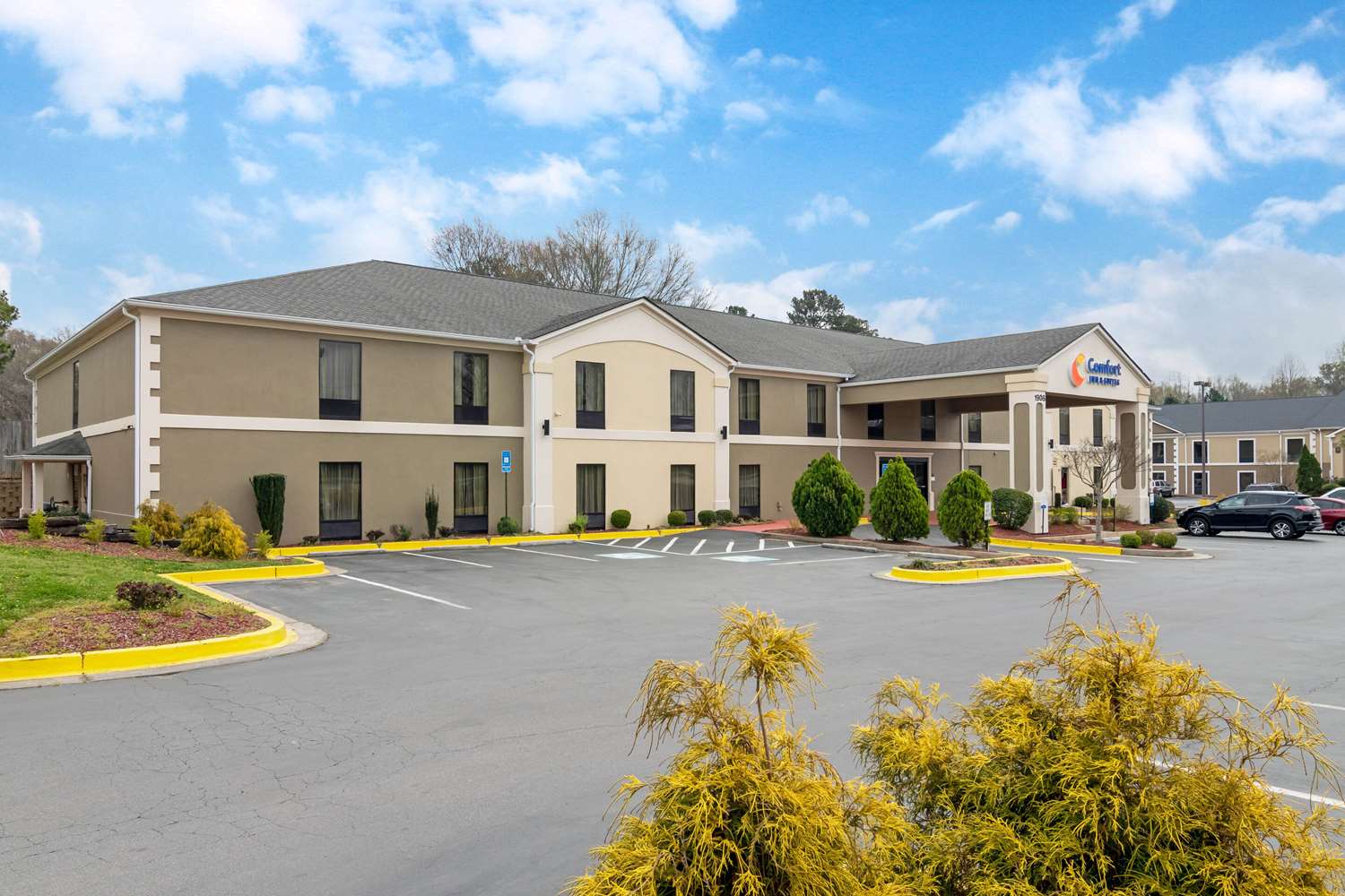 Comfort Inn & Suites Griffin North, GA 2/24