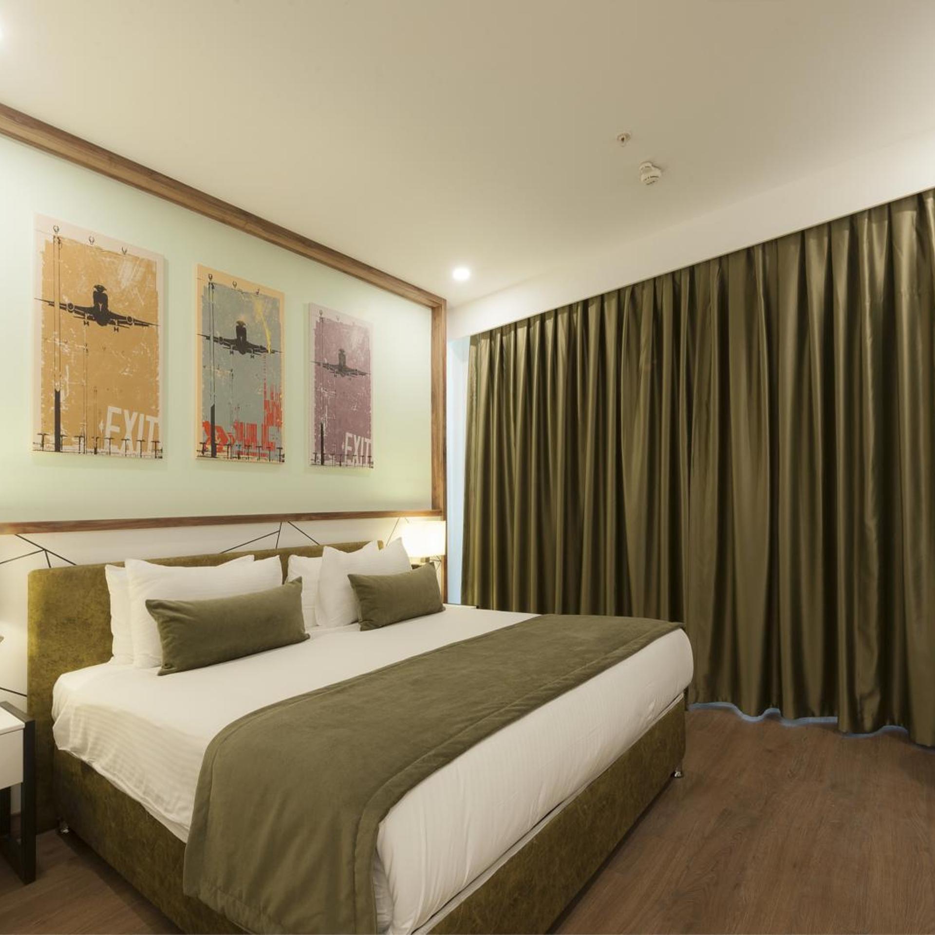 جناح جونيور مع أريكة، ISG Airport Hotel 2/2