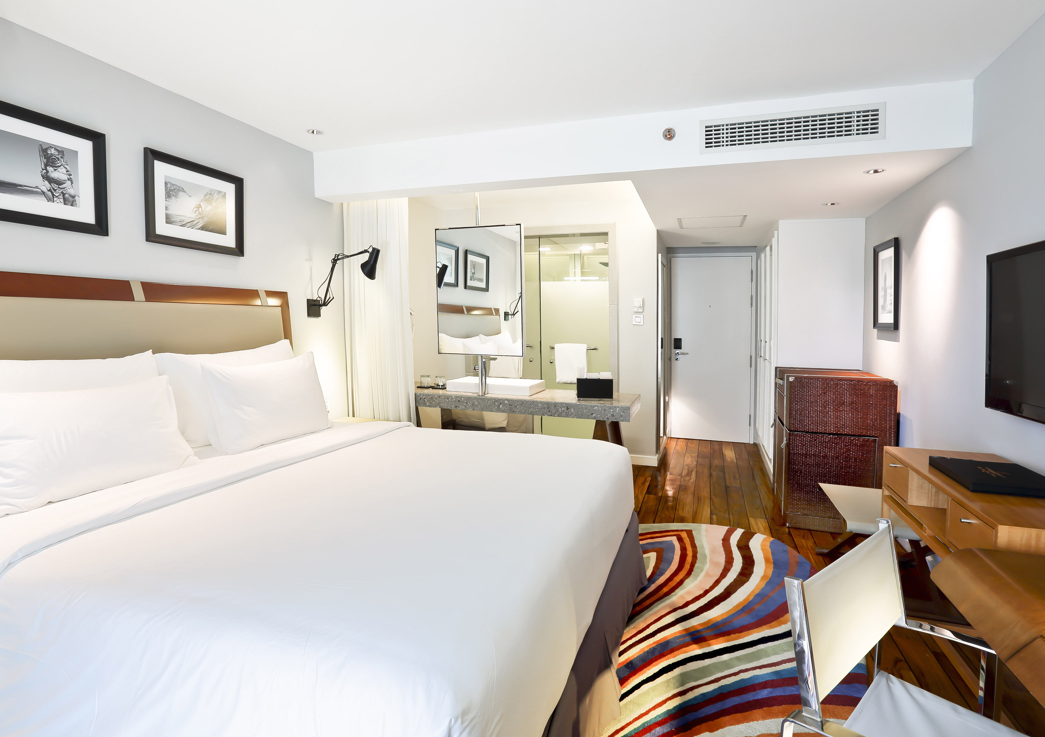 Heritage, Executive, King Bed