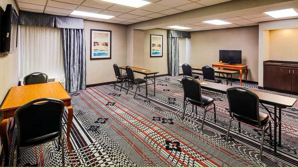 The Hotel at Dayton South 17/17