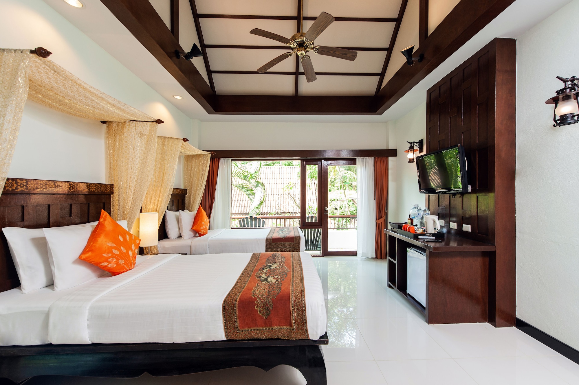 Cottage, Villa