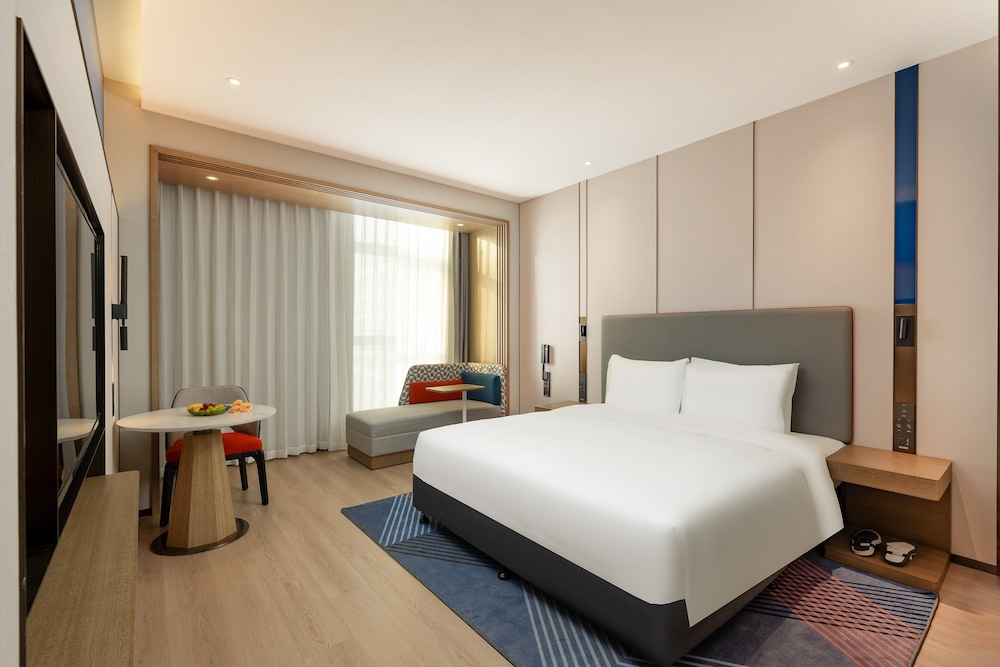Specialty, King Bed