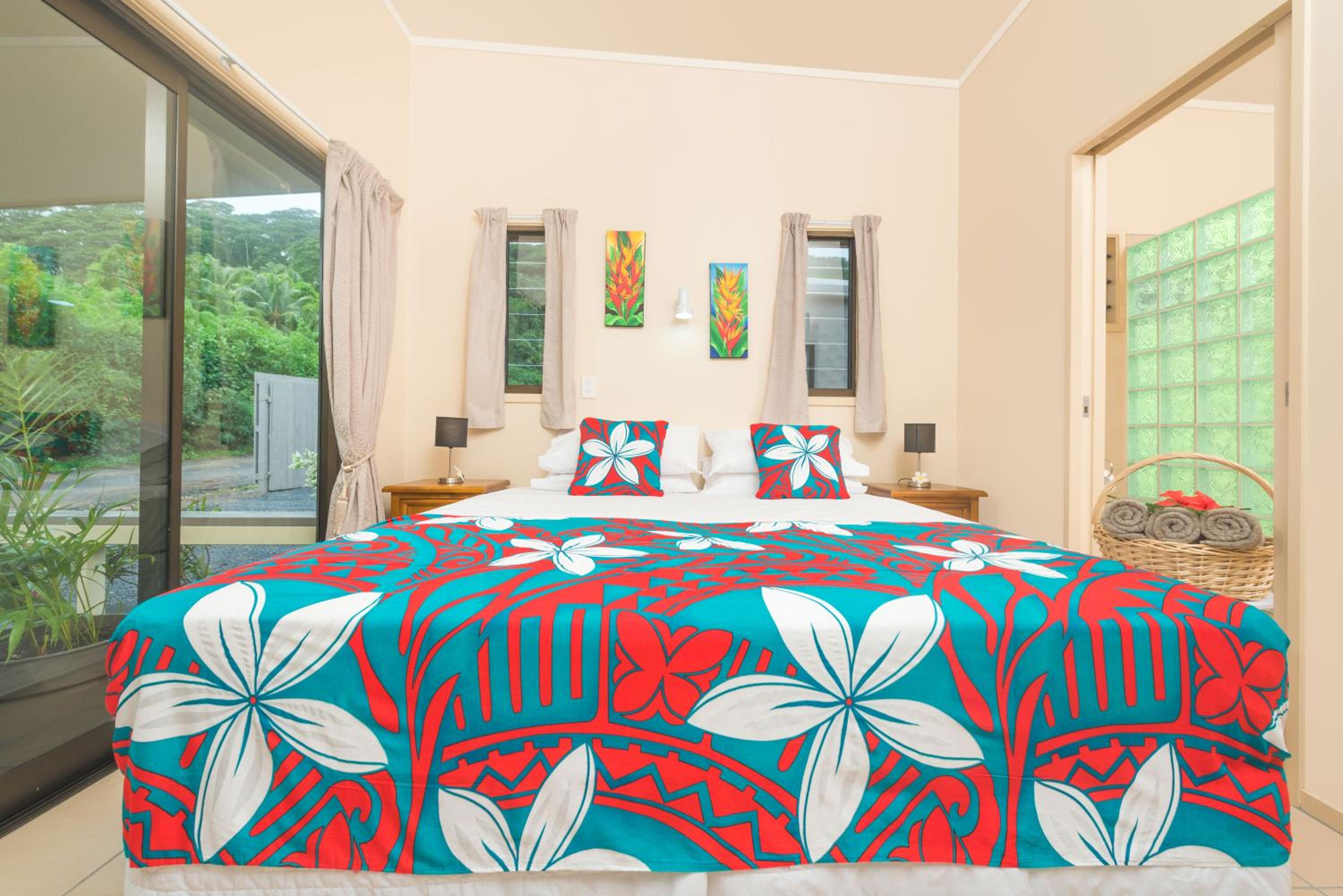 Tuoro Holiday Villas 7/29