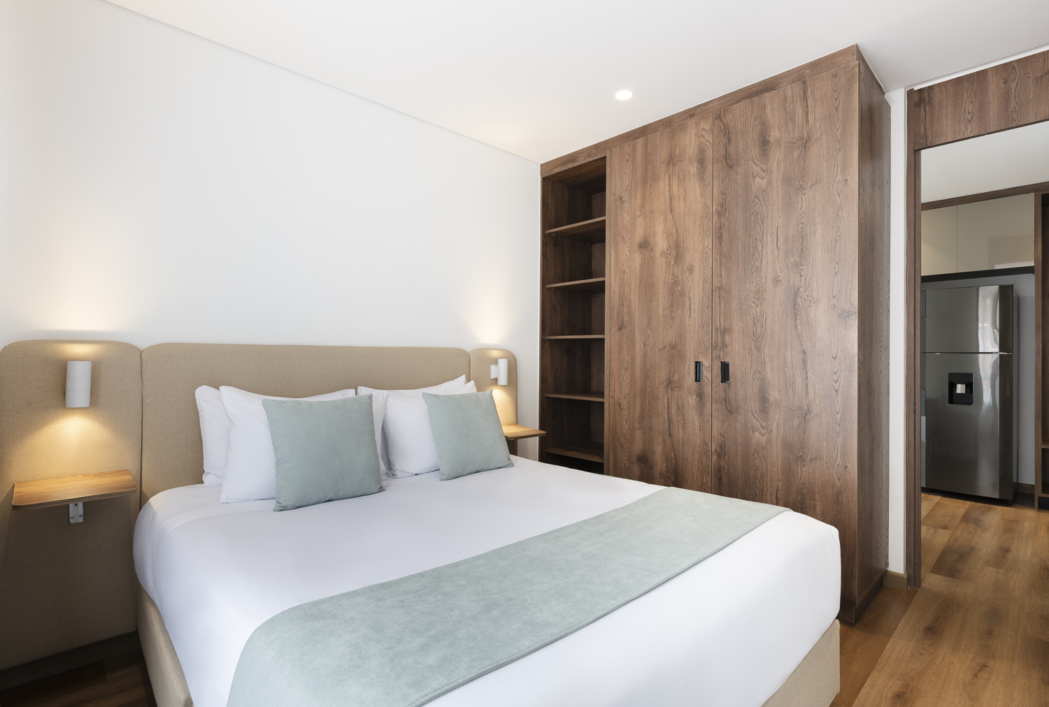 Executive, Suite, Apartment