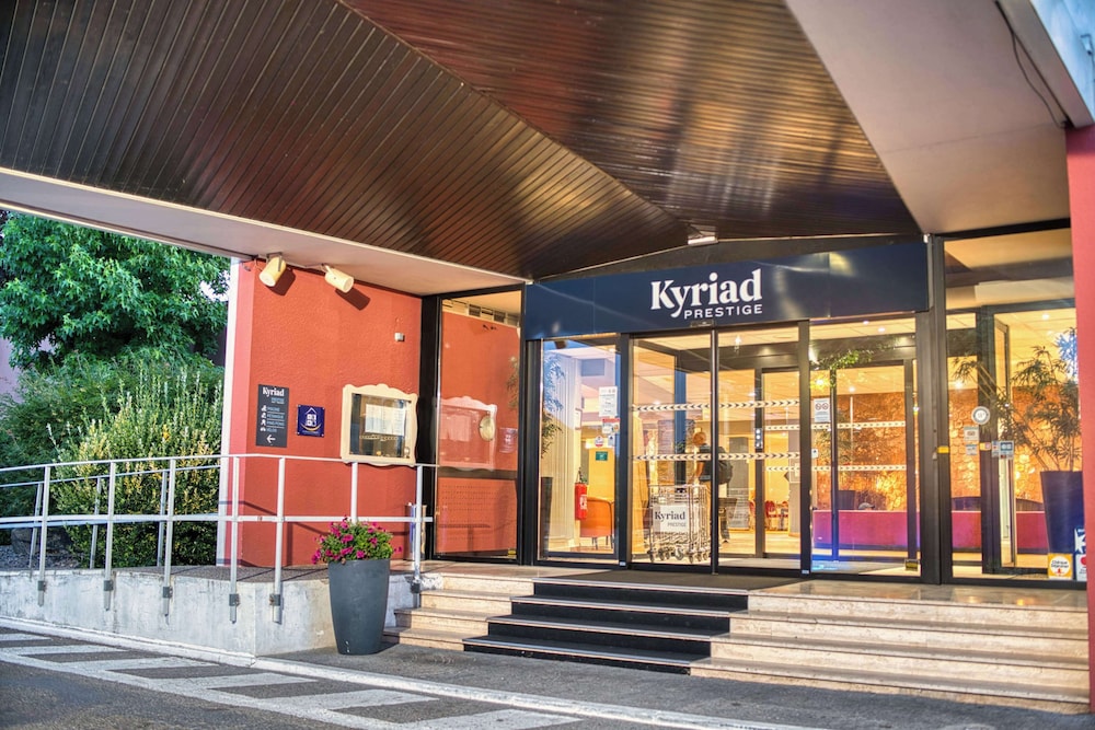 Kyriad Prestige Mulhouse Basel 1/50