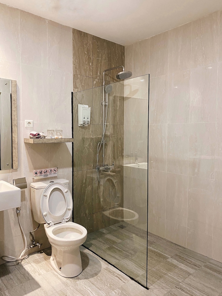 Paradise Hotel Tarakan 23/65
