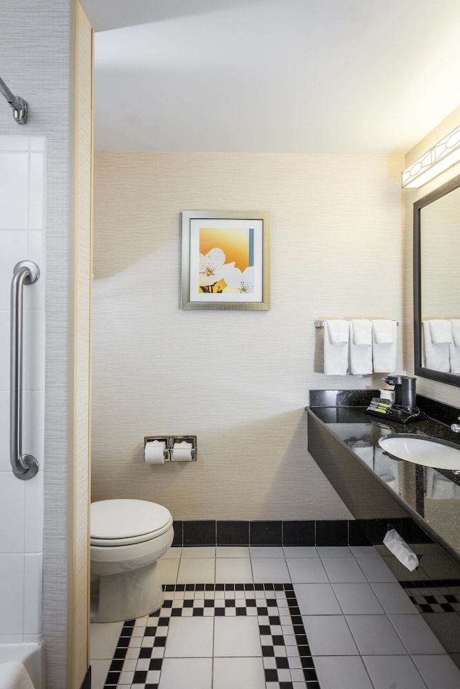 Fairfield Inn Suites Auburn Opelika 35/44