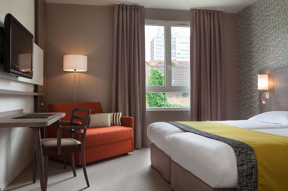 Hotel Beausejour 11/68