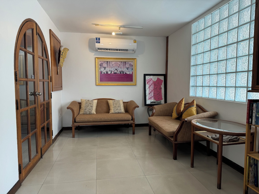 Jl Bangkok 31/49