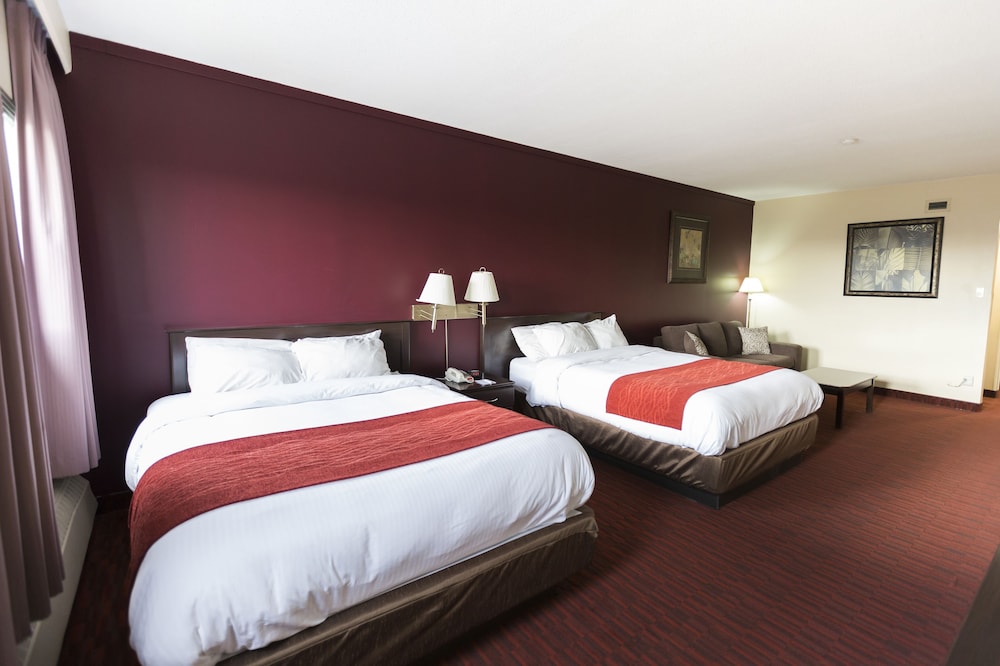 ROOM, 2 QUEEN BEDS, KITCHENETTE