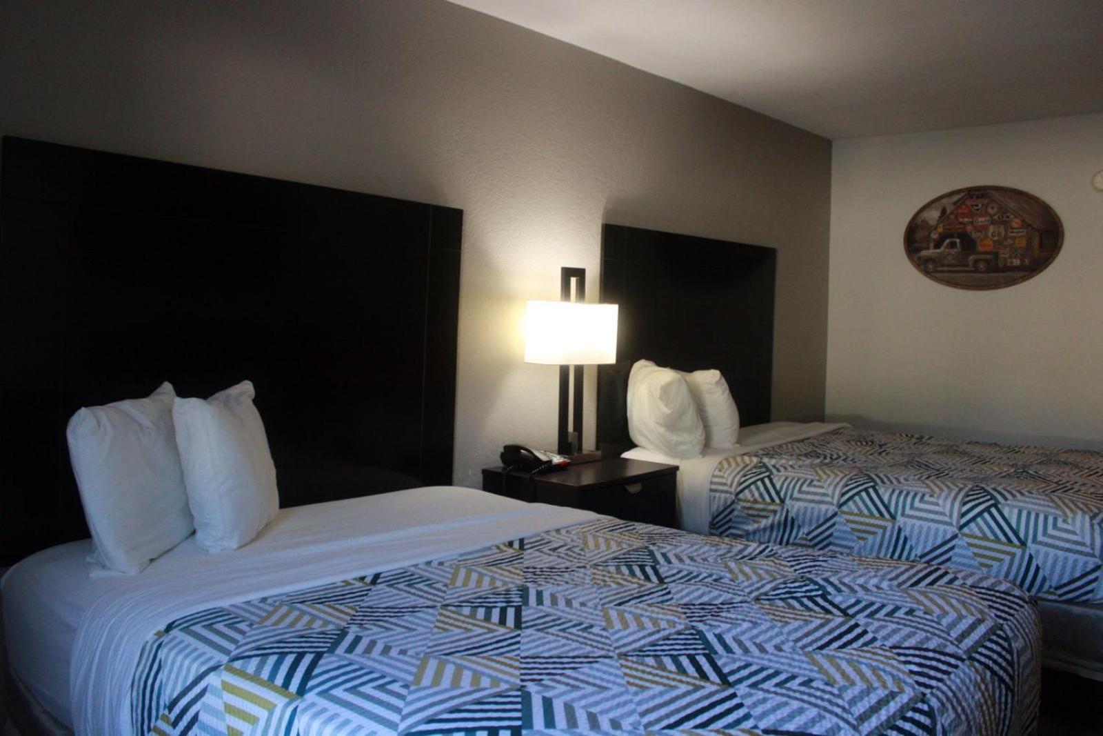 Home Place Suites 22/38